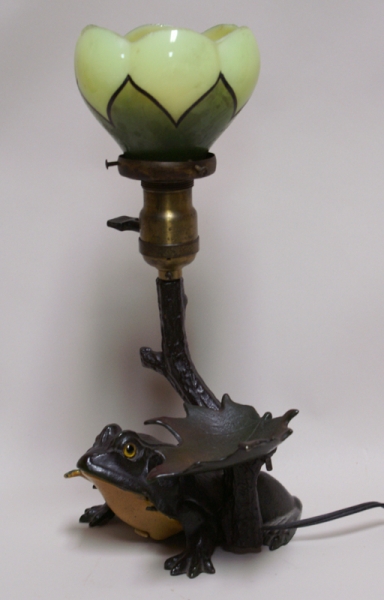 Frog Lamp w/ Bell Ringer