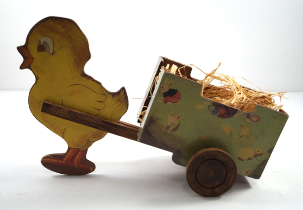 Easter Chick Pulling Cart Candy Container Toy